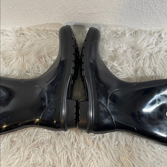 UGG Sienna Rain Boot Black High-Gloss Finish Real Fur From Sheep Size 12 NEW - Picture 10 of 16